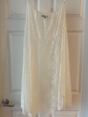 NWOT Steve Madden Veera Skirt Size L